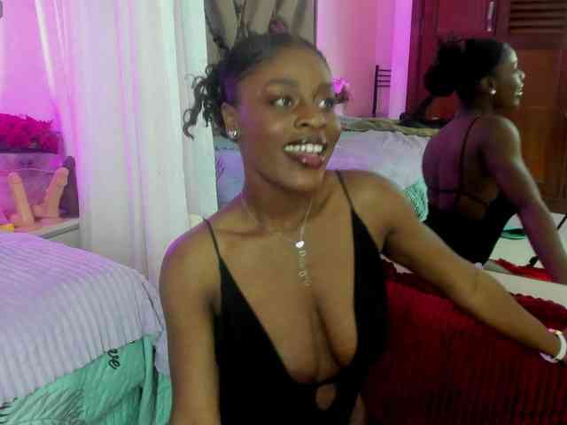 anisha-zambrano webcam