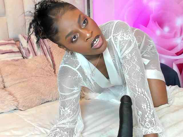 anisha-zambrano webcam