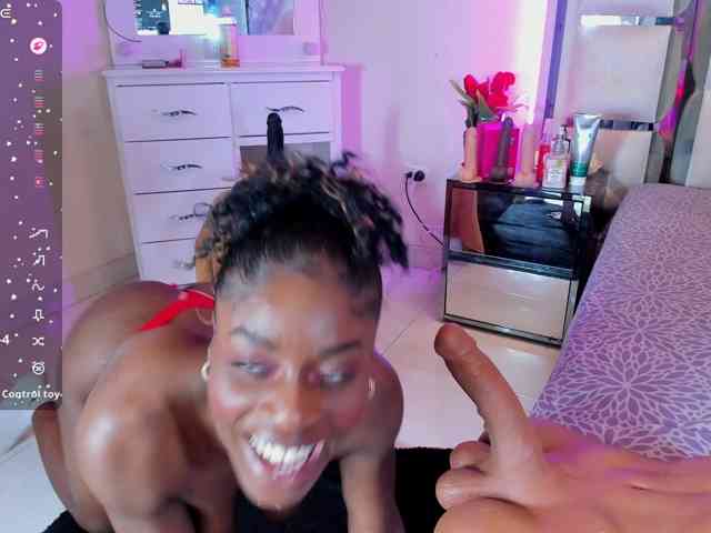 anisha-zambrano webcam