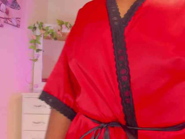anisha-zambrano webcam