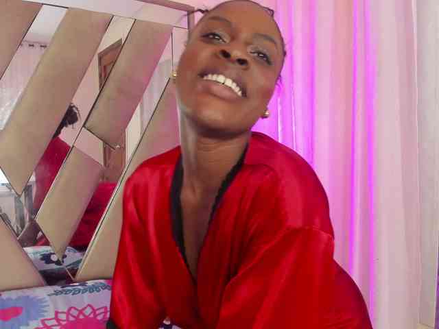 anisha-zambrano webcam