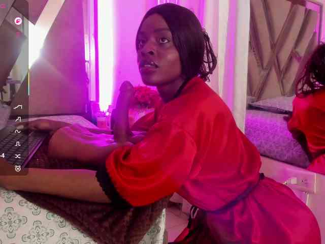 anisha-zambrano webcam