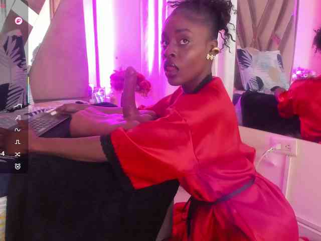 anisha-zambrano webcam