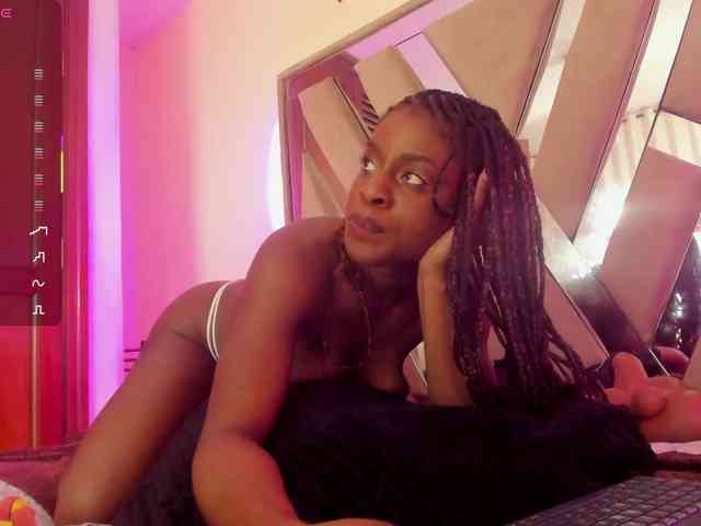 anisha-zambrano webcam