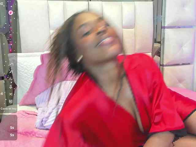 anisha-zambrano webcam