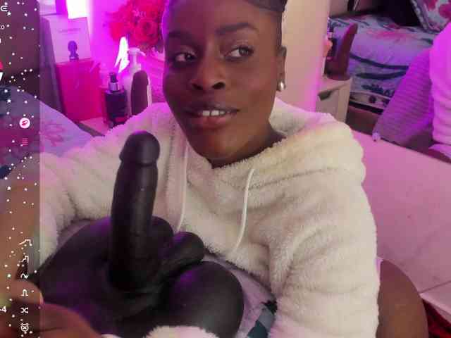 anisha-zambrano webcam