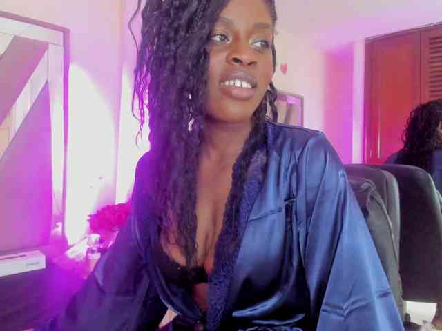 anisha-zambrano webcam