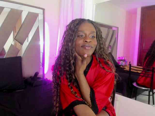 anisha-zambrano webcam
