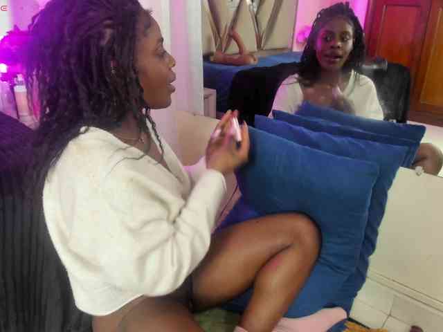 anisha-zambrano webcam