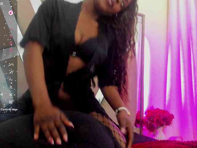 anisha-zambrano webcam