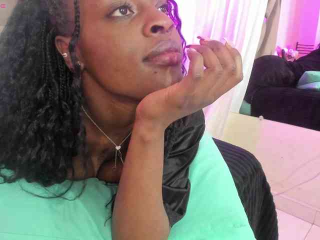 anisha-zambrano webcam