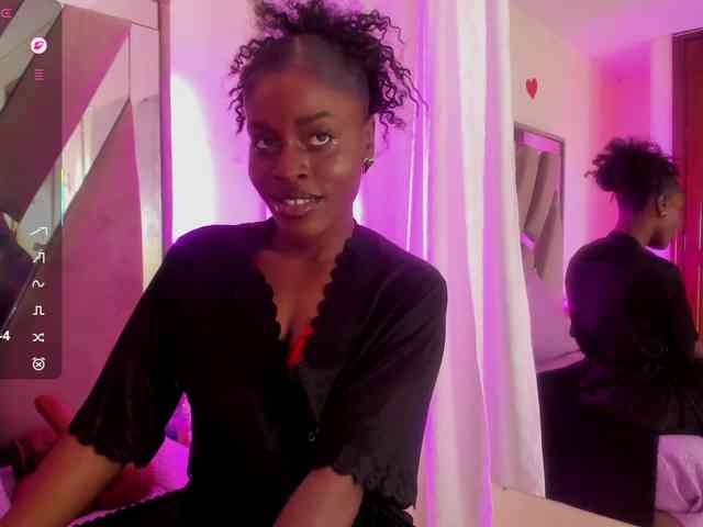 anisha-zambrano webcam