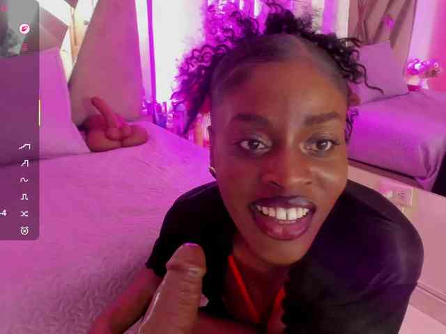 anisha-zambrano webcam