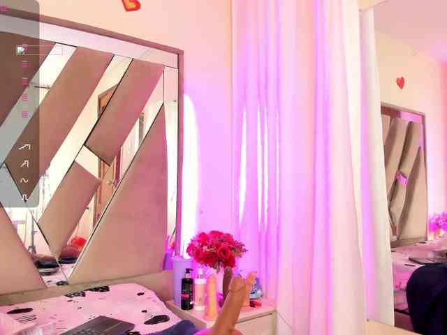 anisha-zambrano webcam