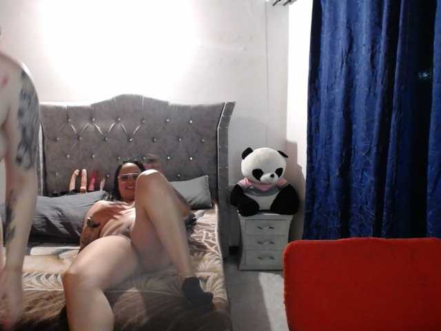 CandyYhoney29 live cam preview