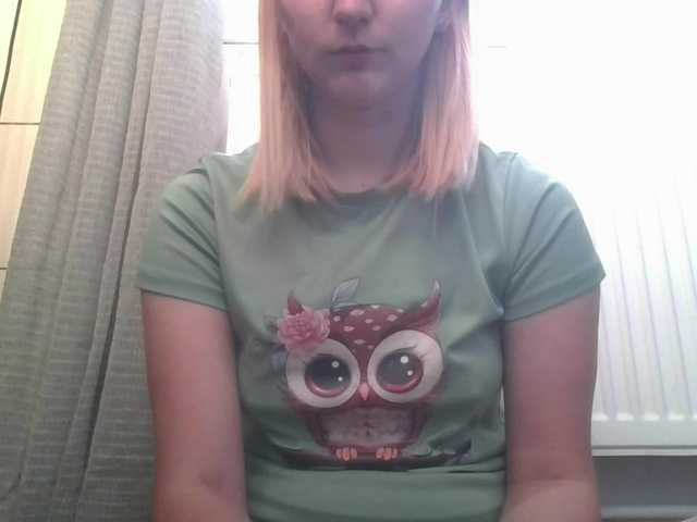 Irenne18 live cam on BongaCams