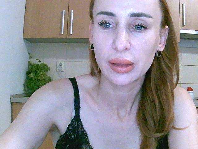 OlixcLaSewx live webcam show