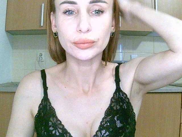 OlixcLaSewx live cam on BongaCams
