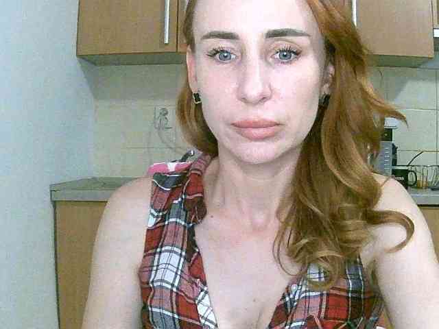 OlixcLaSewx Live Webcam on BongaCams