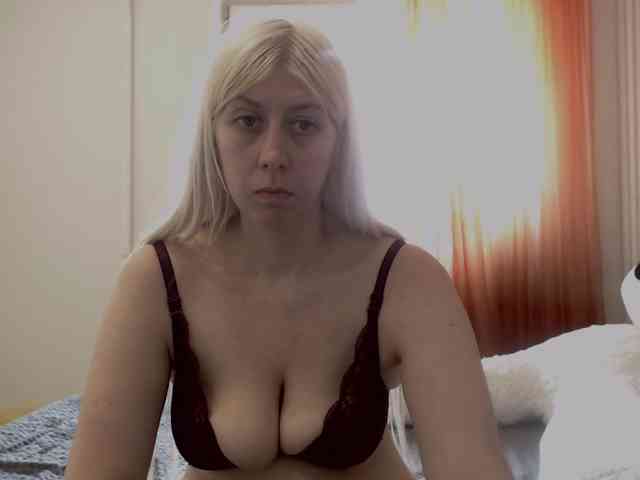 KyliePag