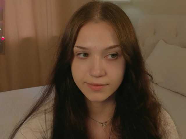 esenue live cam on BongaCams