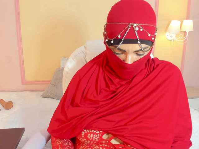 naylaa- live cam on BongaCams