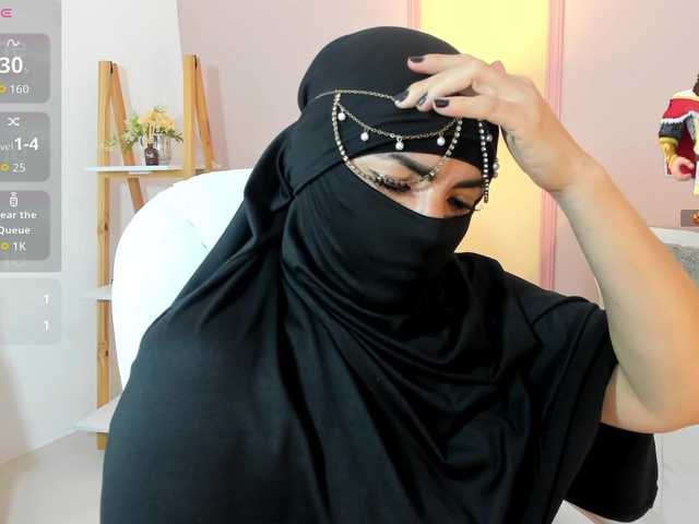 le modèle naylaa- est en webcam porno dans un show sur le site bongacams, il possède les tags suivants: Arab,Brunette,Trimmed