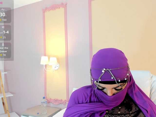 naylaa- live cam on BongaCams