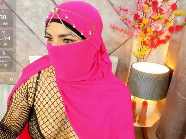 naylaa- Live Cam and Statistics on UnifiedCams