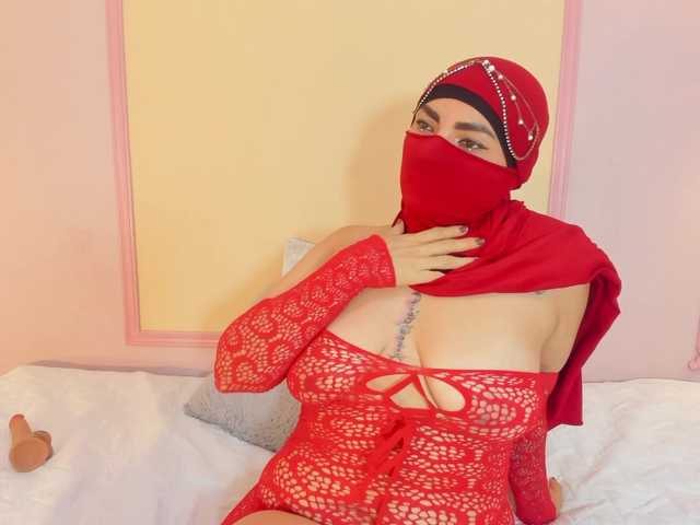 naylaa- live cam on BongaCams