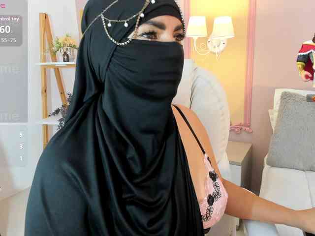 naylaa- webcam