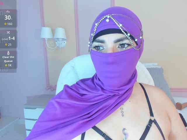 naylaa- webcam