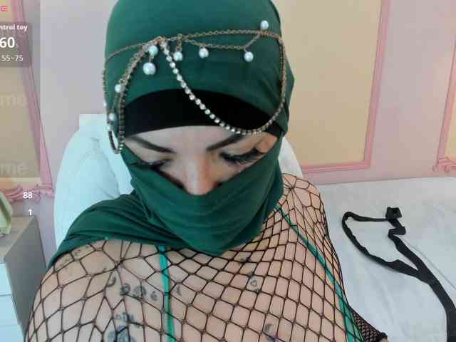 naylaa- webcam