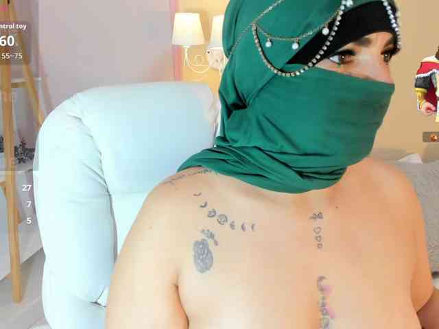 naylaa- webcam