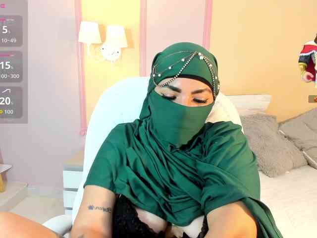 naylaa- naylaa-