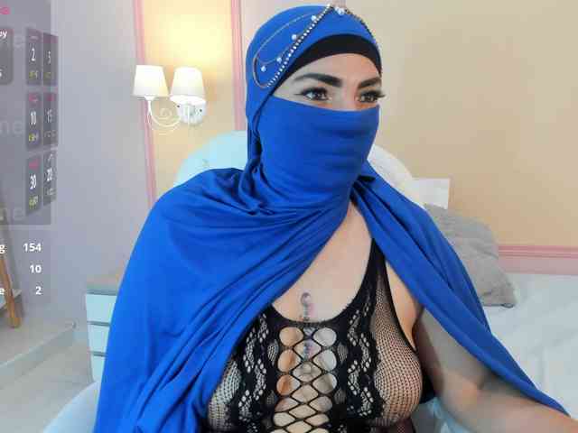 naylaa- webcam