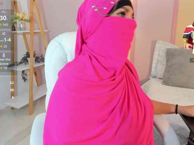 naylaa- webcam