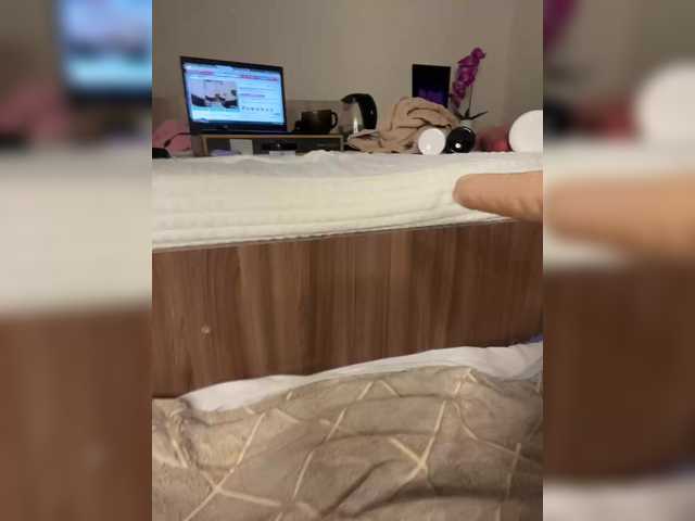 Nicole- live cam on BongaCams