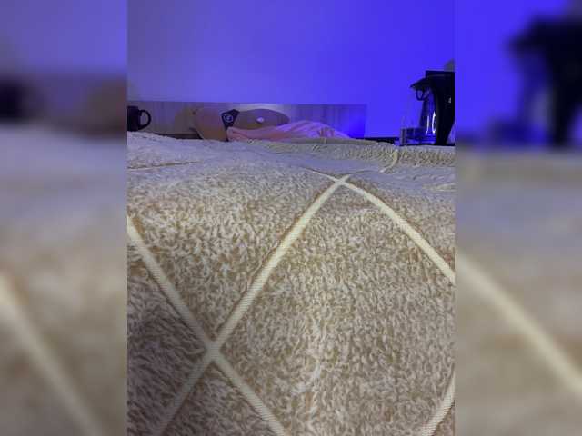 Nicole- live cam on BongaCams