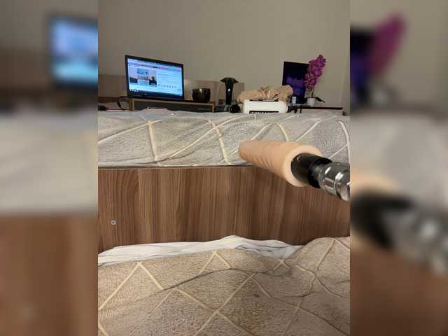 Nicole- live cam on BongaCams