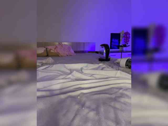 Nicole- webcam