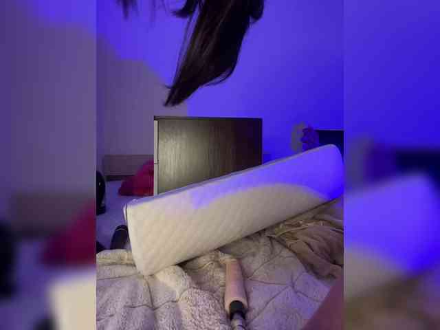 Nicole- webcam