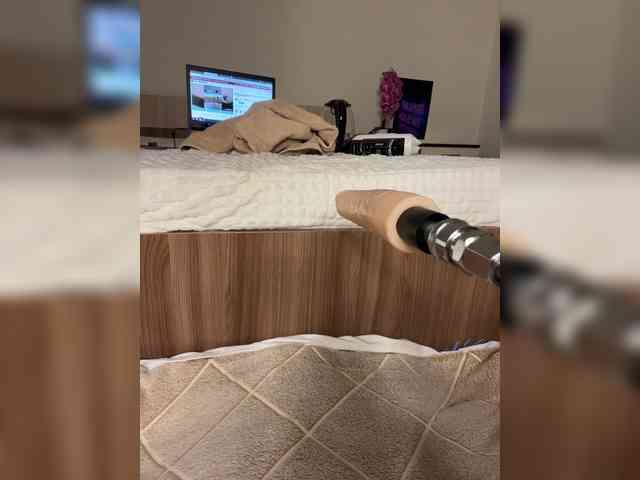 Nicole- webcam
