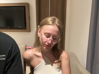 Durnaya_kis Porn Show