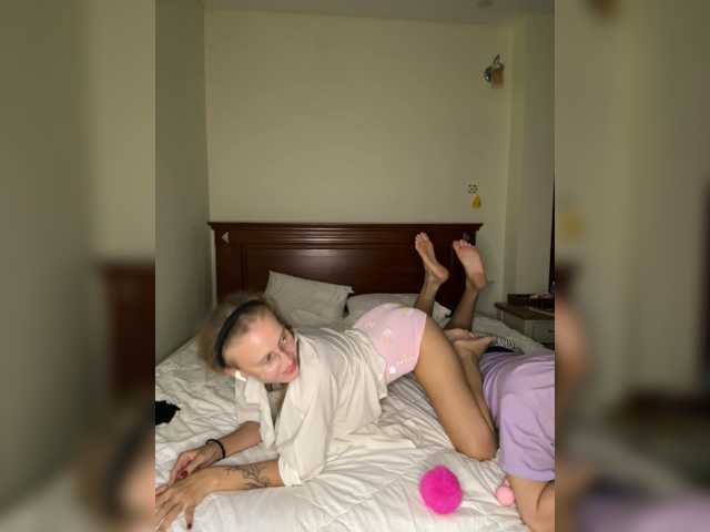 LoveStream69 live cam on BongaCams