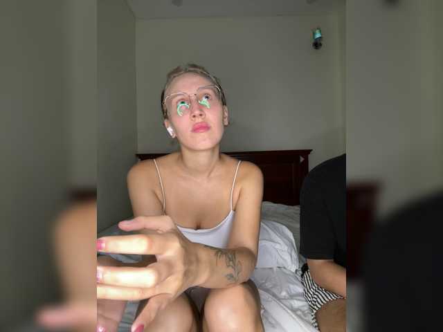 LoveStream69 live cam on BongaCams