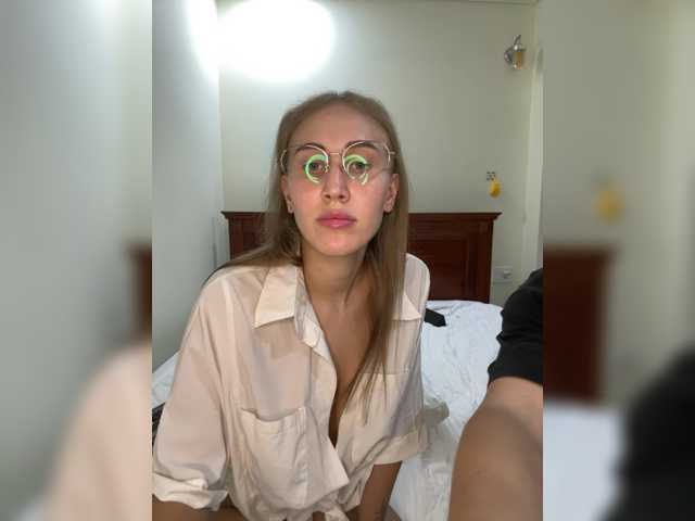 LoveStream69 live cam on BongaCams