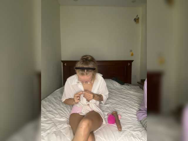 LoveStream69 live cam on BongaCams
