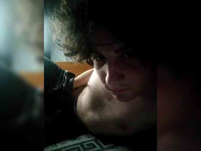 Jamesstroy18 Live Webcam on BongaCams