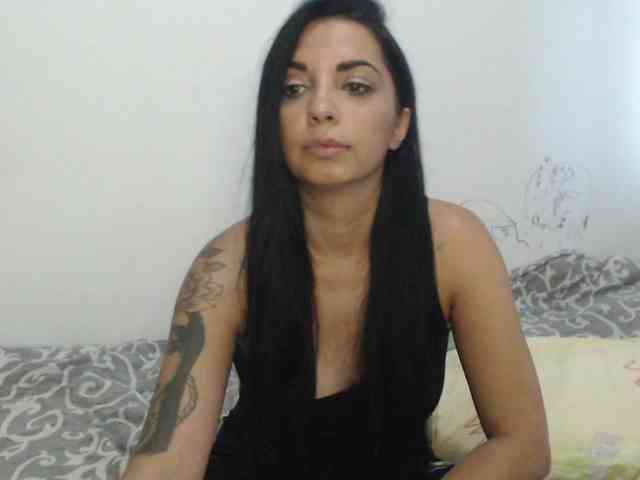 Riri-Mojo-92 webcam